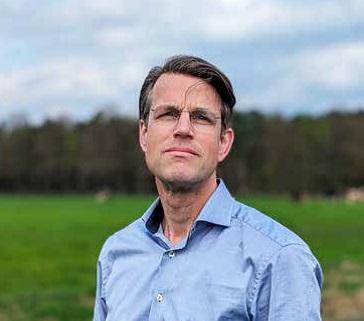 Bram_van_den_Esker Interview: Motief van... - AViN - Antroposofische Vereniging in Nederland