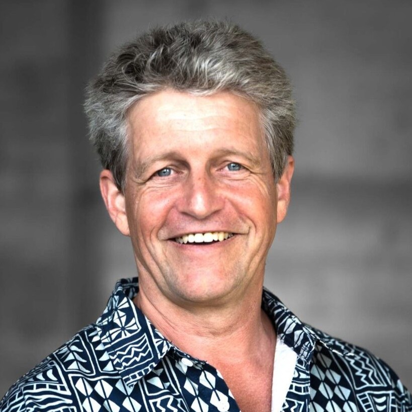 Stefan Hasler1
